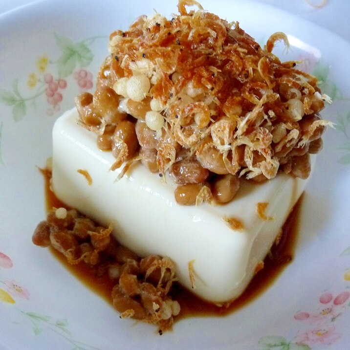 ☆桜エビ*天かす*納豆のせ冷ややっこ☆